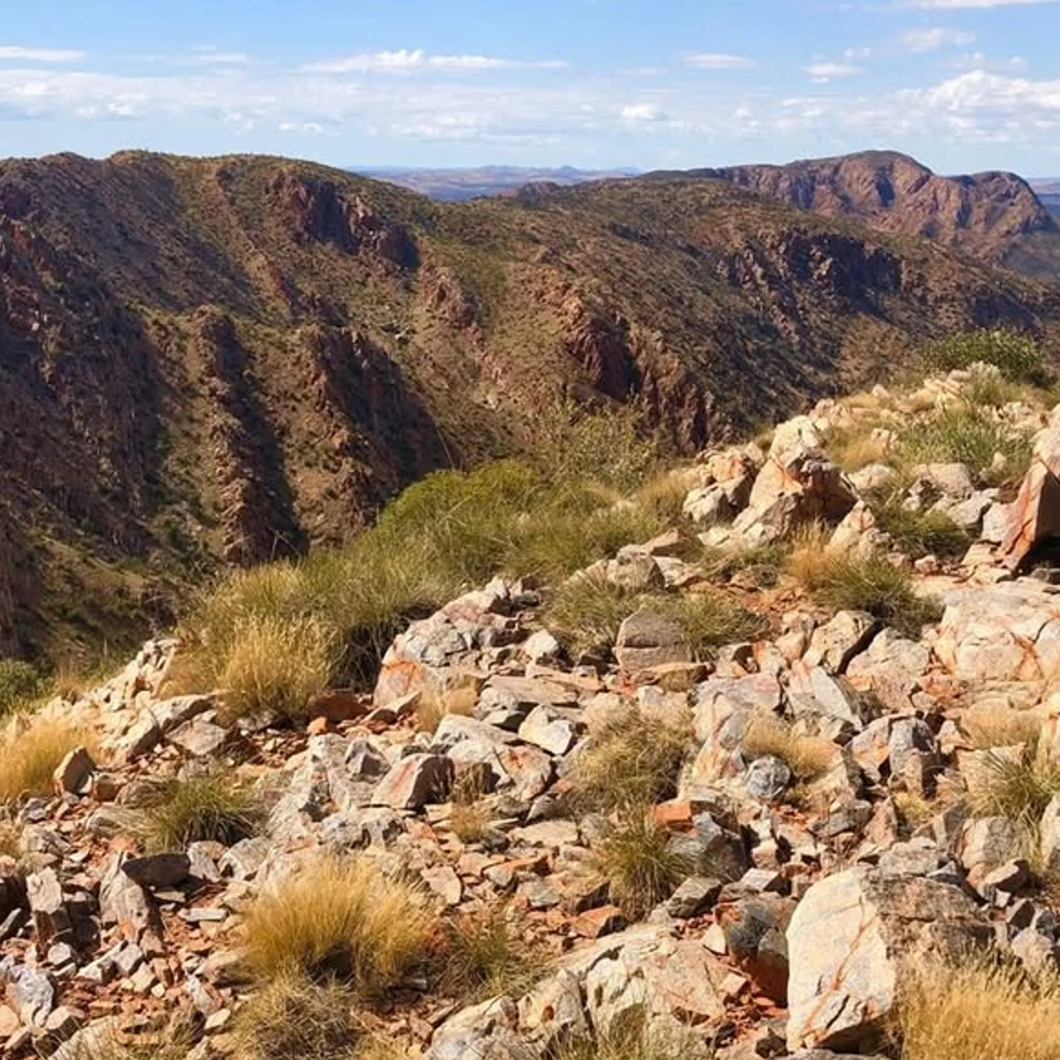 desert hiking safety photo